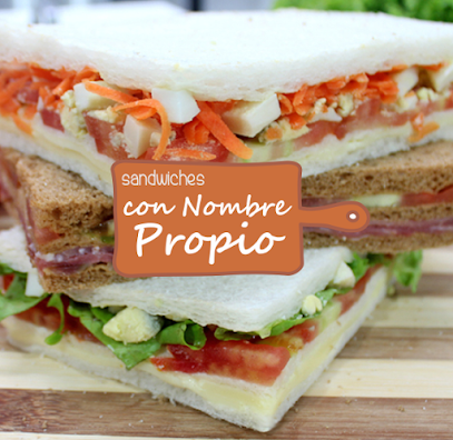 Sandwiches Con Nombre Propio